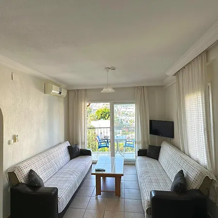 Apart-hotel Pinky 4*