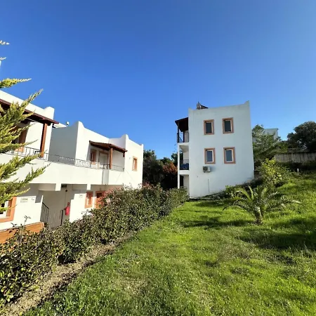 Apart-hotel Pinky 4*