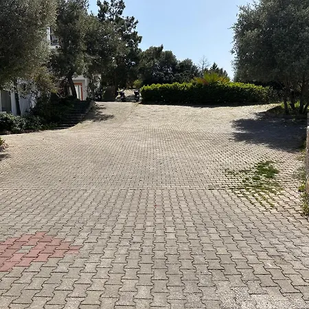 Pinky Ξενοδοχείο με διαμερίσματα